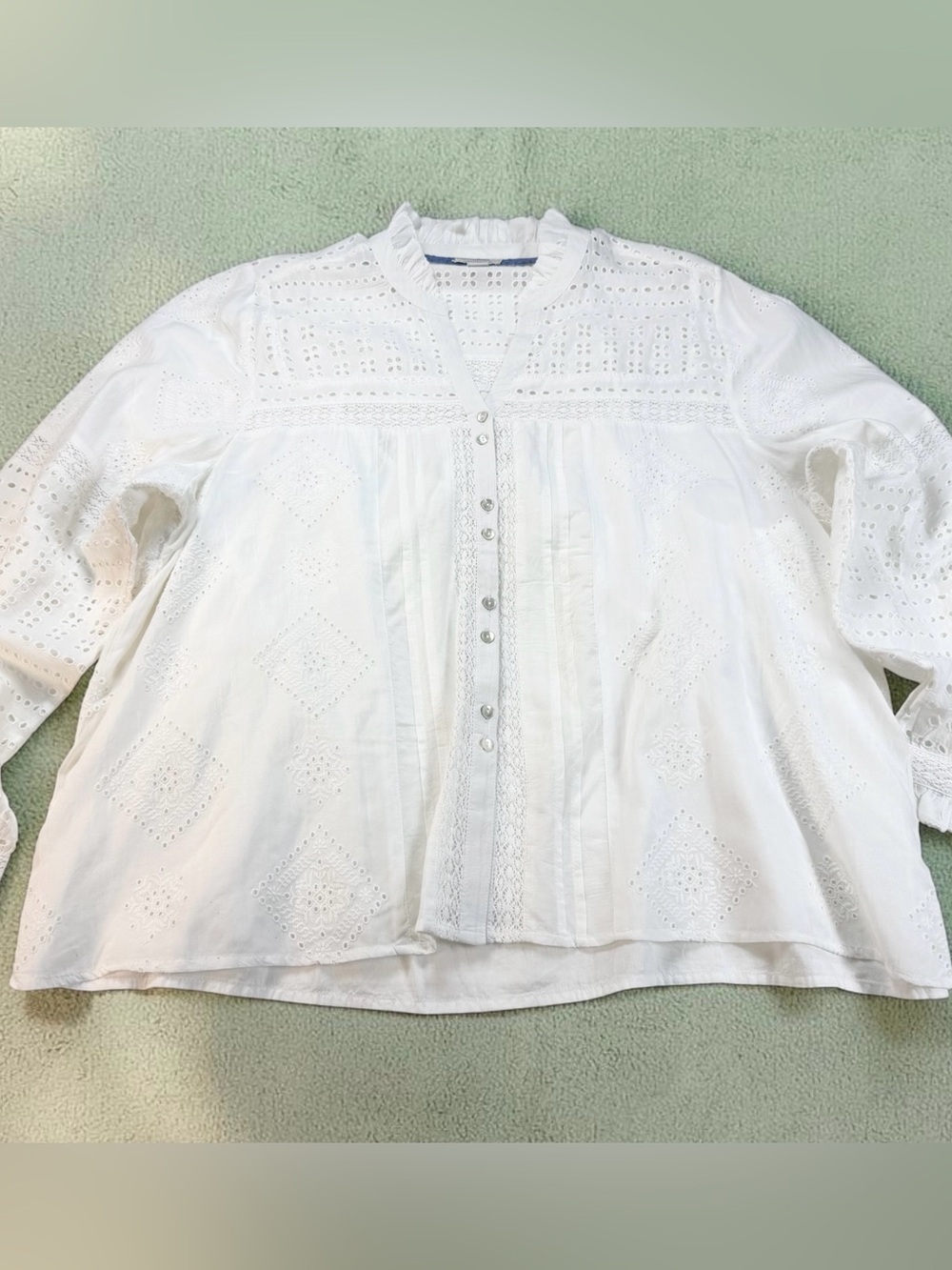 Sundance White Eyelet Embroidered Boho Peasant Top XXL